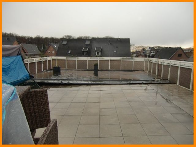 Dachterrasse mit eigenem Pool