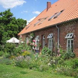 voll sanierter Denkmal – Resthof auf 1,6 ha zu verkaufen