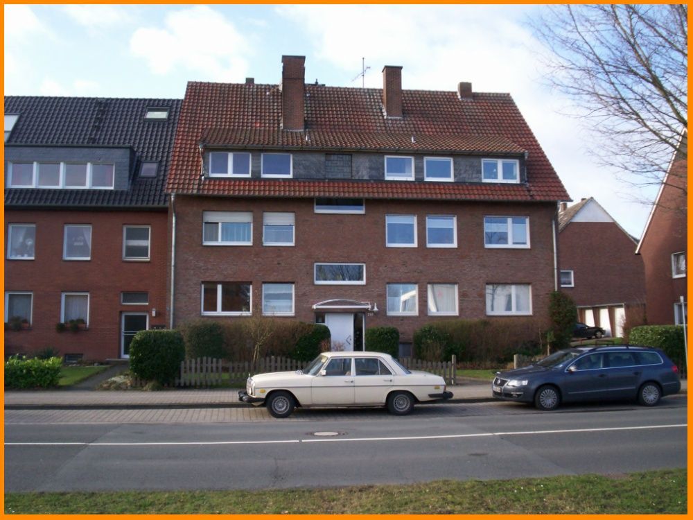 416 - 30636  Hausansicht