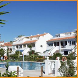 Wohnung mit Dachterrasse und Meerblick in Torrox Costa