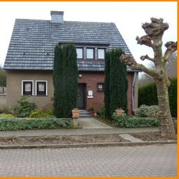 ***Freistehendes, helles Einfamilienhaus sucht neue Familie***