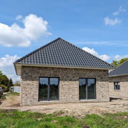 Modernes KFW-40-Bungalow-Neubauprojekt mit idyllischem Ausblick – Zentral in Moormerland gelegen