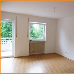 SCHÖNE 4 Zi WHG IN SUPER RUHELAGE UND BALKON, IN FÜRSTENSTEIN/NAMMERING ZU VERMIETEN!!!!!