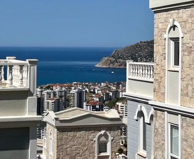 Ihr Rückzugsort in Alanya/Cikcilli : 2+1 Wohnung mit spektakulärem Meer- und Burgblick