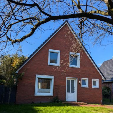 Gemütliches Einfamilienhaus in ruhiger und zentraler Lage von Weener
Provisionsfrei für den Käufer.