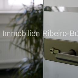 Starke Leistung: Ihr Büro im Rundum-Sorglos-Paket!