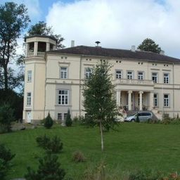 Schlossmieter in herrlicher Landschaft nähe Schwerin für 2 Zimmer gesucht