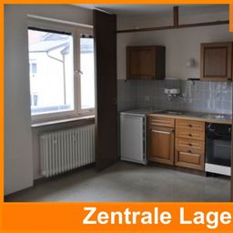 Sie möchten zentral wohnen?

1-Zimmer-Wohnung