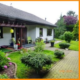 *** Mitbewohner/in mit Gartenliebe für Bungalow in Kaarst gesucht *** 2-er WG