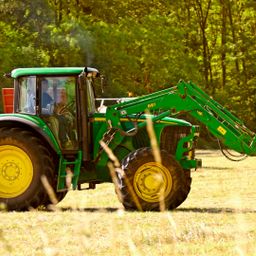 2,4 ha Ackerland zu verkaufen