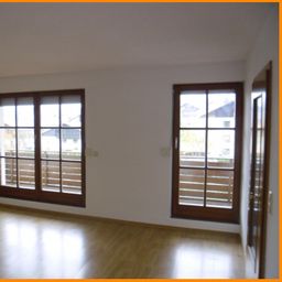 SUPER LAGE!!!!WUNDERSCHÖNE 2 Zi. WHG, MIT BALKON UND STELLPLATZ, GÜNSTIG IN ZWIESEL ZU VERKAUFEN!!!