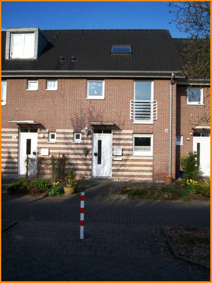 416 - 33189 Hausansicht