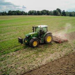 Solide 3,4 ha Ackerland bei Holzkirchen