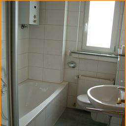 + + RENOVIERTE 3 ZIMMER-WOHNUNG MIT WINTERGARTEN + +