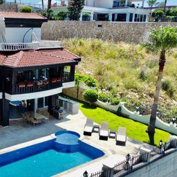 Exklusive Shan Villa im exponierten Stadtteil Bektas, Alanya –