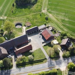 Resthof mit Blick auf den Teuto