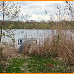 Herrliches Wassergrundstück in Toplage von Potsdam !
Ideal für Rehazentrum, Betreutes Wohnen oder ?