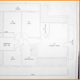 Gutgeschnittene Dachgeschosswohnung mit Balkon und Loggia!!