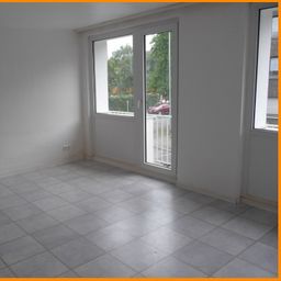 ***Sehr schöne 3 Zimmer Wohnung mit Balkon in wärmegedämmten Haus – 1.OG ***