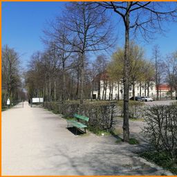 Toplage am Schloss Charlottenburg mit direktem Blick auf den Schlosspark !!